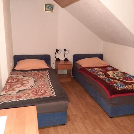 Rooms Mostanje Károlyváros Kültér fotó
